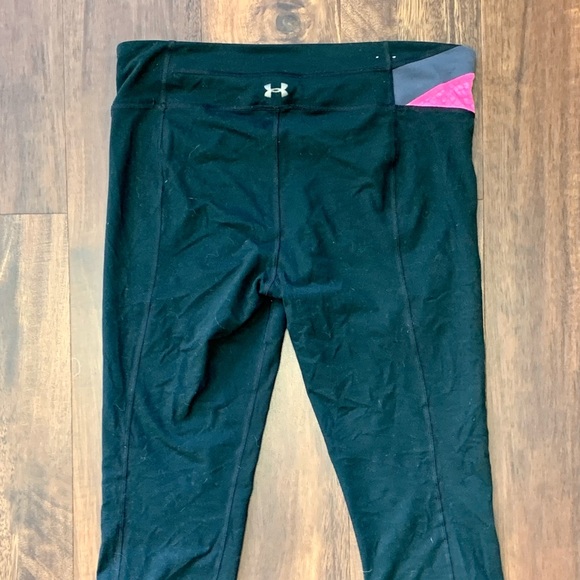Under Armour Cropped Leggings - Picture 2 of 2
